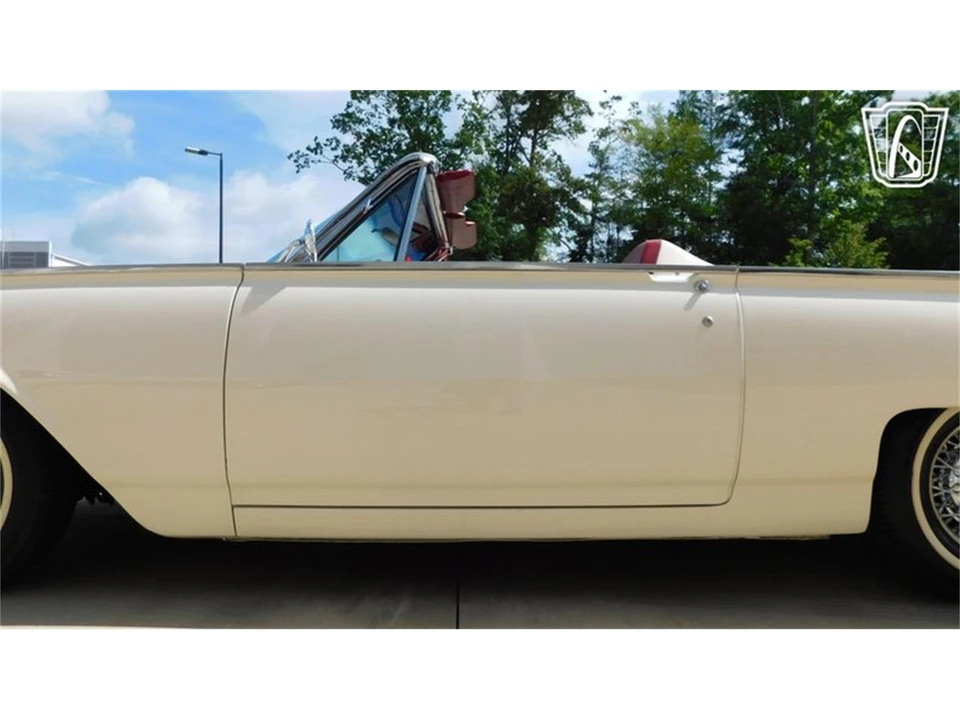 1962 Ford Thunderbird 3rd Gen - Image 10 of 31