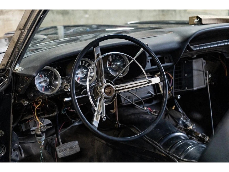 1962 Ford Thunderbird 3rd Gen - Image 13 of 31