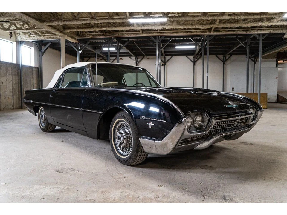 1962 Ford Thunderbird 3rd Gen - Image 29 of 31