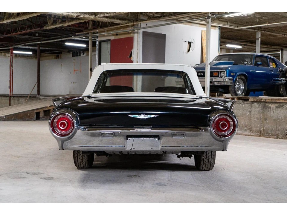 1962 Ford Thunderbird 3rd Gen - Image 3 of 31