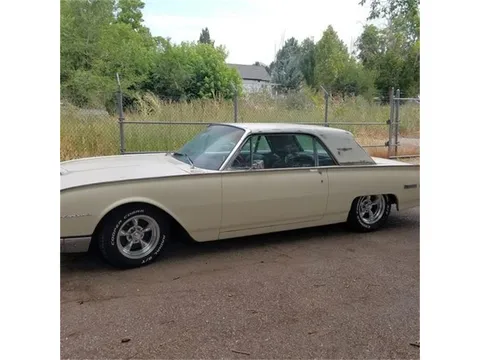 1962 Ford Thunderbird
