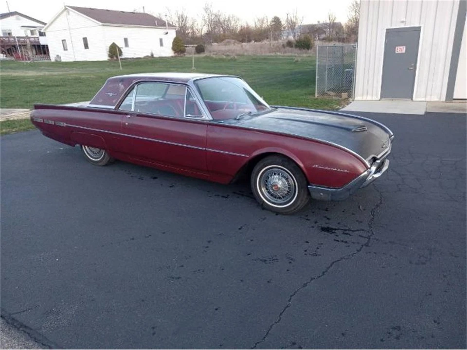 1962 Ford Thunderbird 3rd Gen - Image 15 of 17