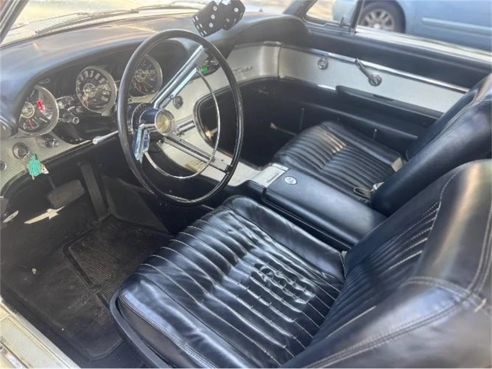 1962 Ford Thunderbird 3rd Gen - Image 7 of 14