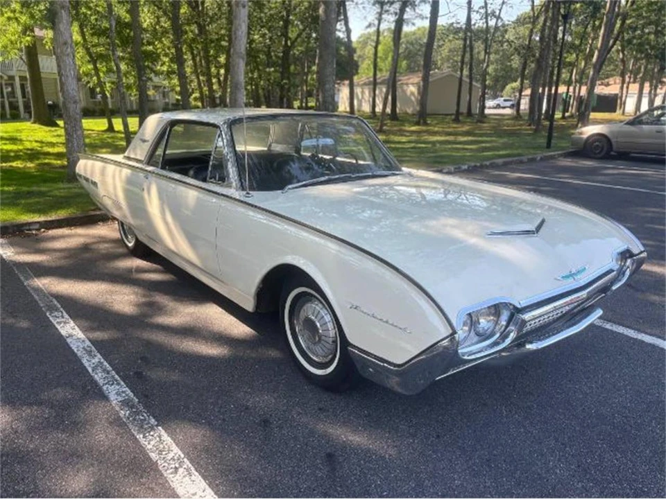 1962 Ford Thunderbird 3rd Gen - Image 10 of 14