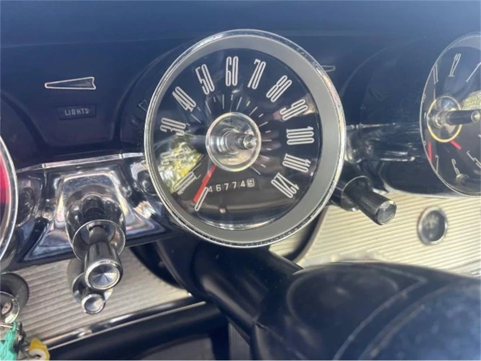 1962 Ford Thunderbird 3rd Gen - Image 3 of 14