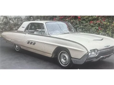 1962 Ford Thunderbird Coupe