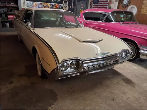 1962 Ford Thunderbird