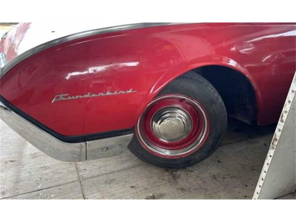 1962 Ford Thunderbird 3rd Gen - Image 18 of 20