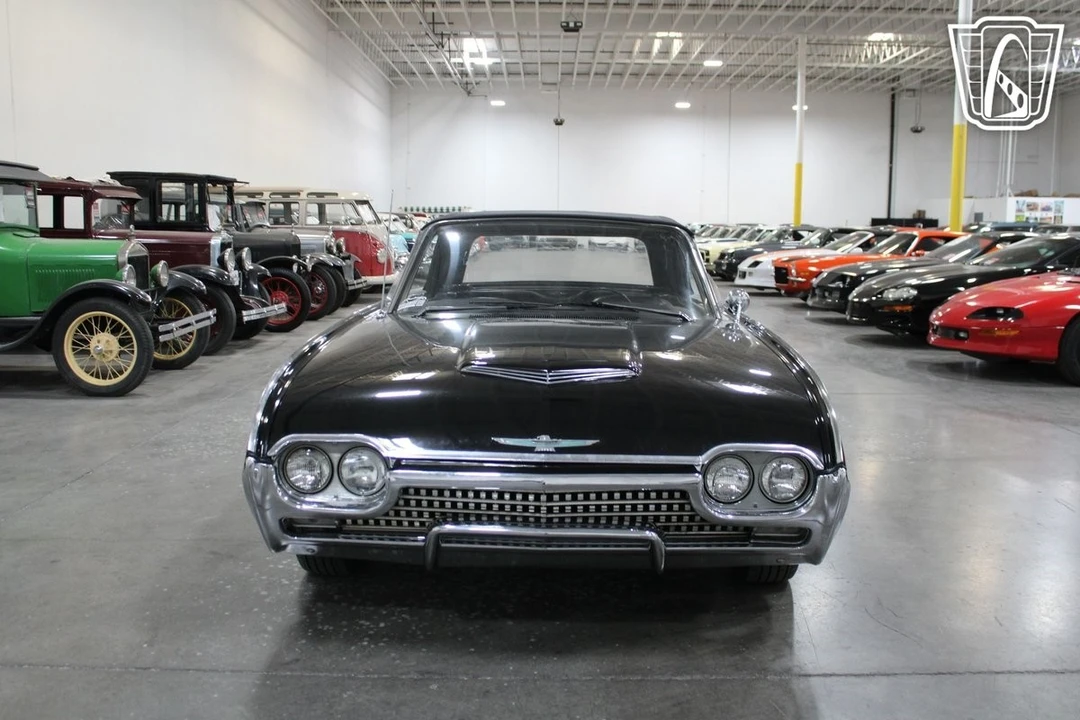 1962 Ford Thunderbird 3rd Gen - Image 15 of 21