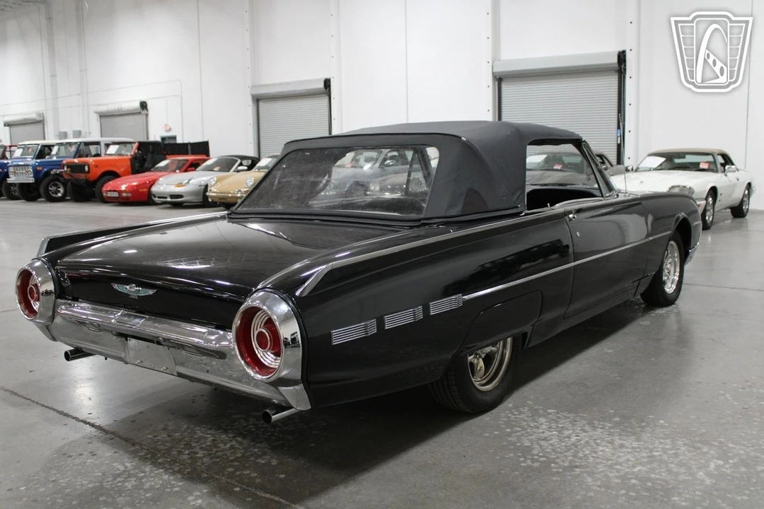 1962 Ford Thunderbird 3rd Gen - Image 20 of 21