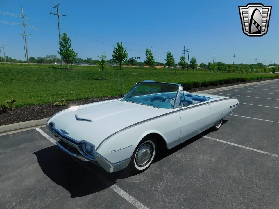 1962 Ford Thunderbird 3rd Gen - Image 3 of 21