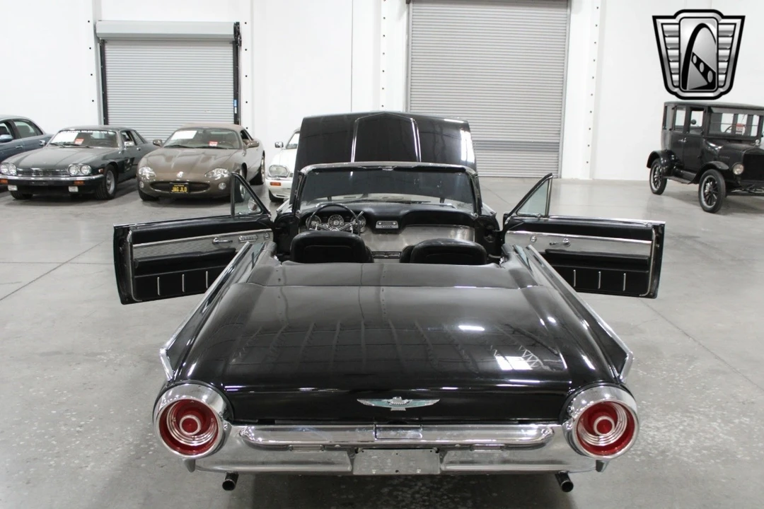 1962 Ford Thunderbird 3rd Gen - Image 10 of 12