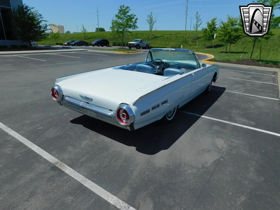 1962 Ford Thunderbird 3rd Gen - Image 8 of 21