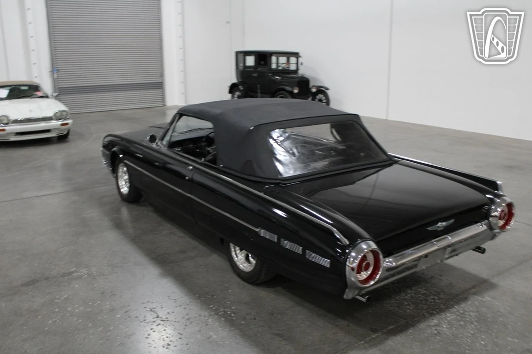 1962 Ford Thunderbird 3rd Gen - Image 10 of 21