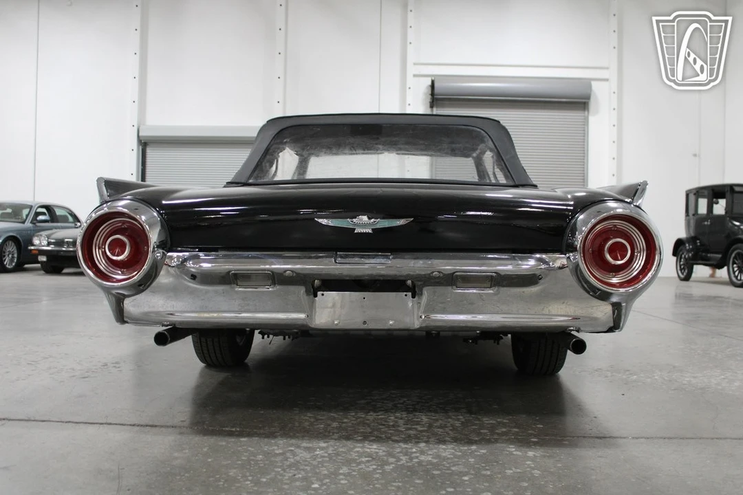 1962 Ford Thunderbird 3rd Gen - Image 27 of 31