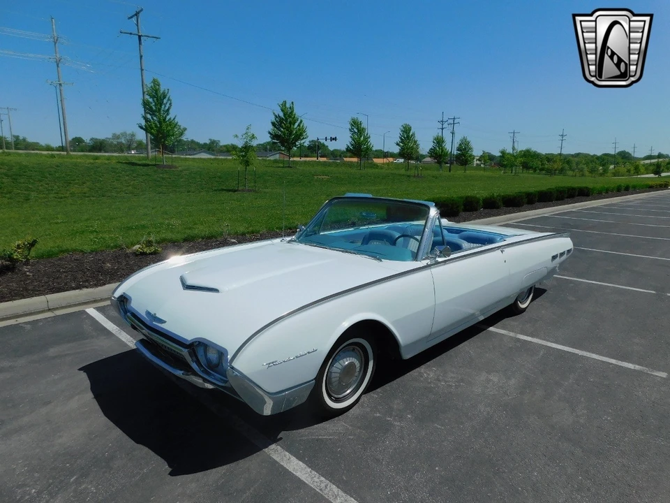 1962 Ford Thunderbird 3rd Gen - Image 3 of 12