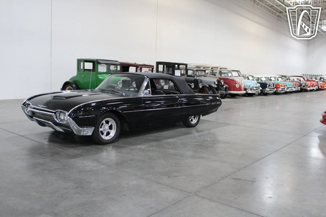1962 Ford Thunderbird 3rd Gen - Image 5 of 21