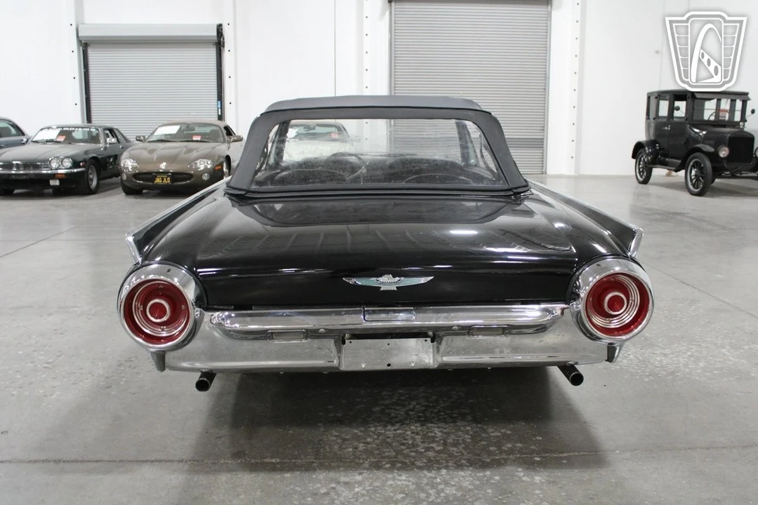 1962 Ford Thunderbird 3rd Gen - Image 19 of 21