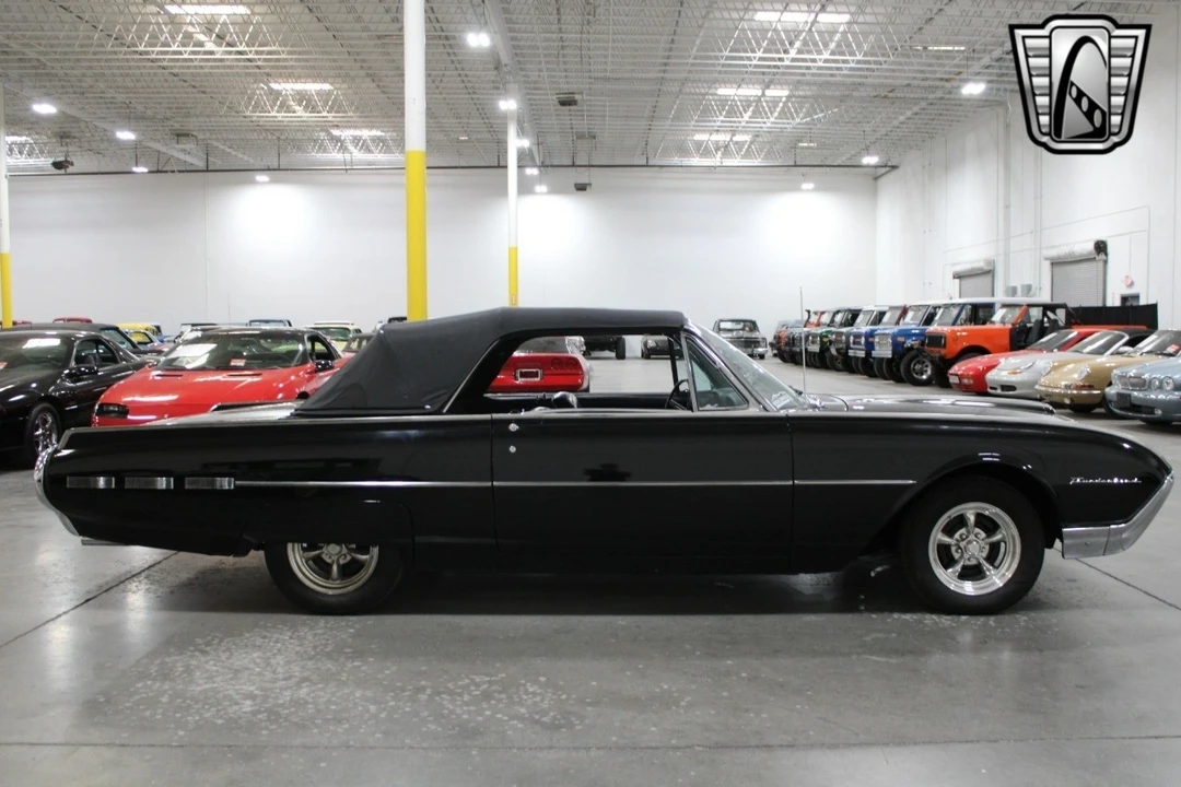 1962 Ford Thunderbird 3rd Gen - Image 7 of 12