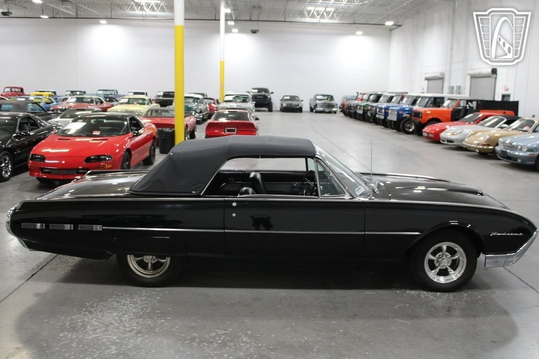 1962 Ford Thunderbird 3rd Gen - Image 13 of 21