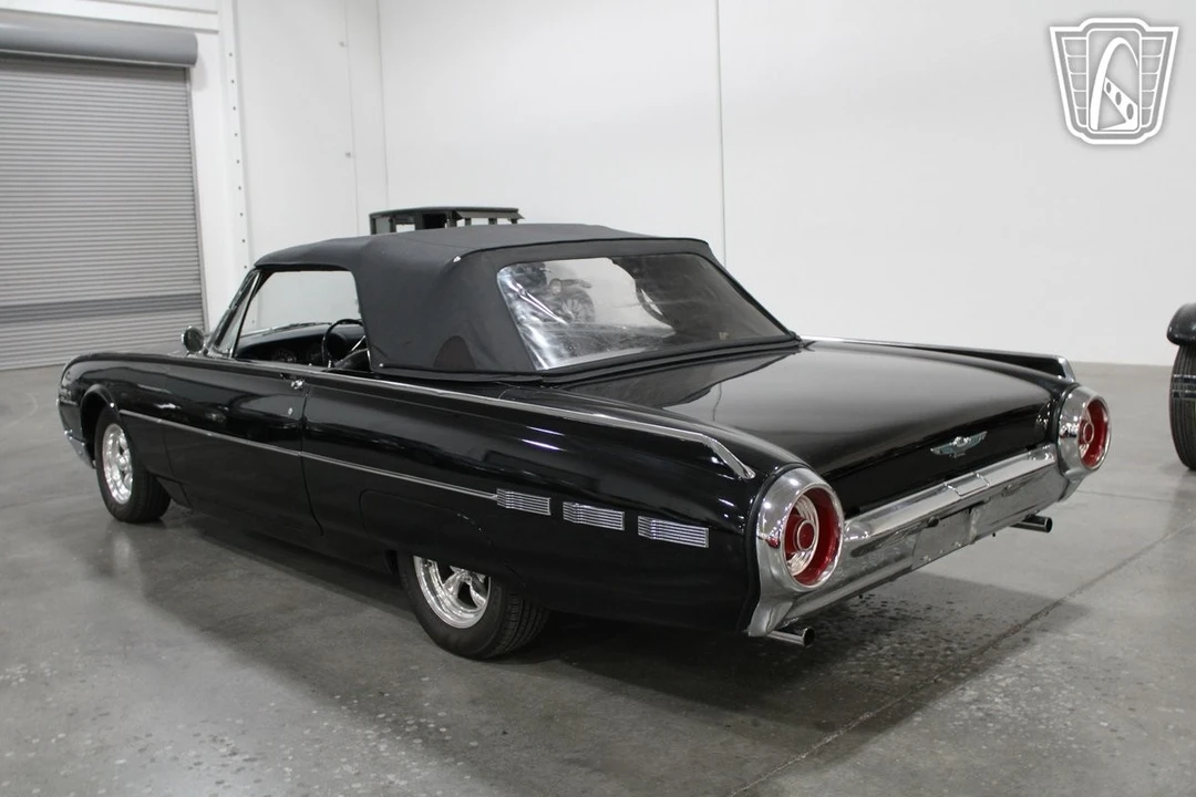 1962 Ford Thunderbird 3rd Gen - Image 18 of 21