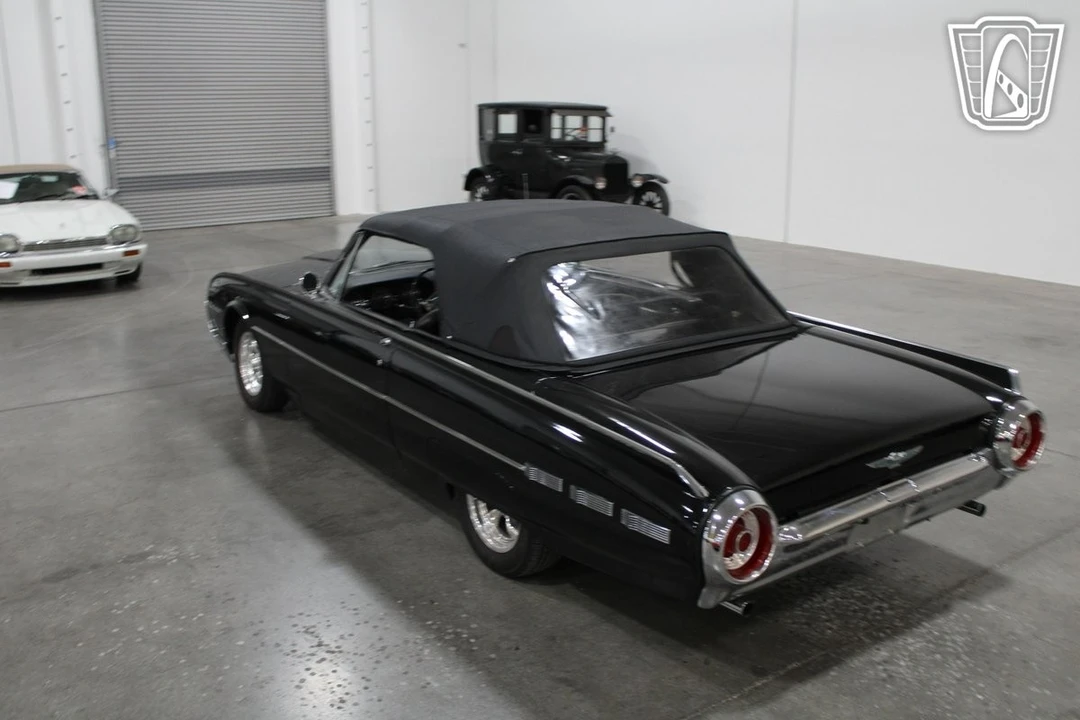 1962 Ford Thunderbird 3rd Gen - Image 10 of 21
