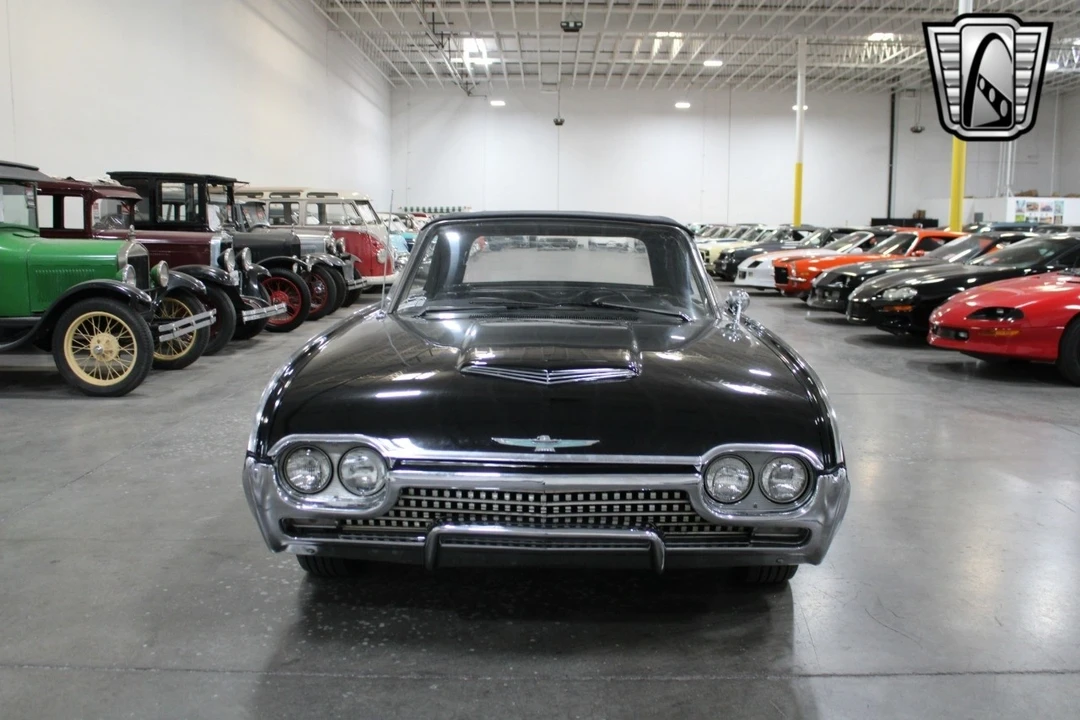 1962 Ford Thunderbird 3rd Gen - Image 3 of 12