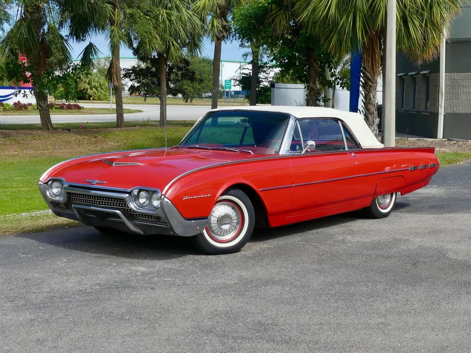 1962 Ford Thunderbird 3rd Gen - Image 3 of 24