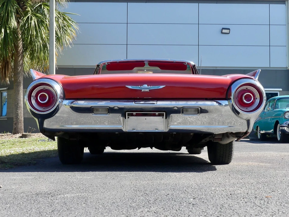 1962 Ford Thunderbird 3rd Gen - Image 23 of 24