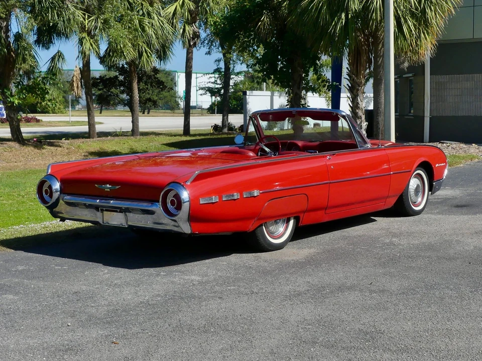 1962 Ford Thunderbird 3rd Gen - Image 24 of 24