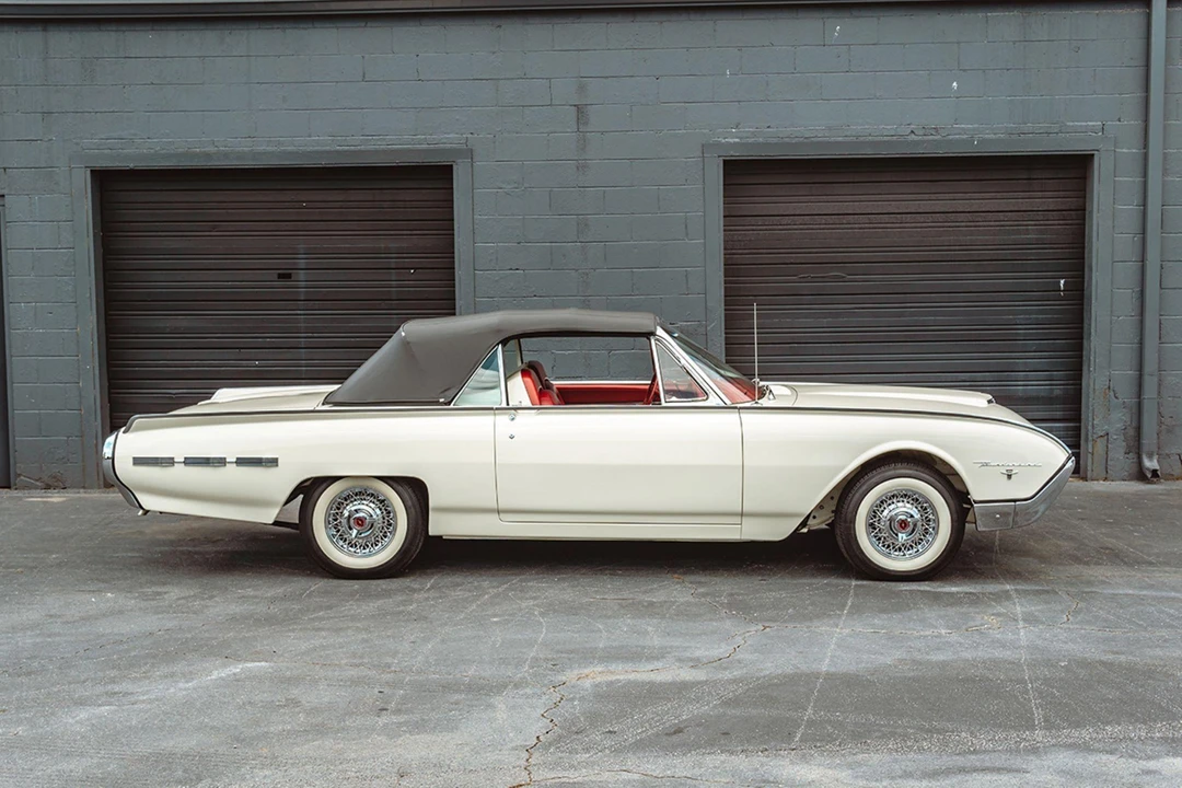 1962 Ford Thunderbird 3rd Gen - Image 5 of 31
