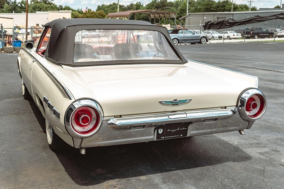 1962 Ford Thunderbird 3rd Gen - Image 4 of 31