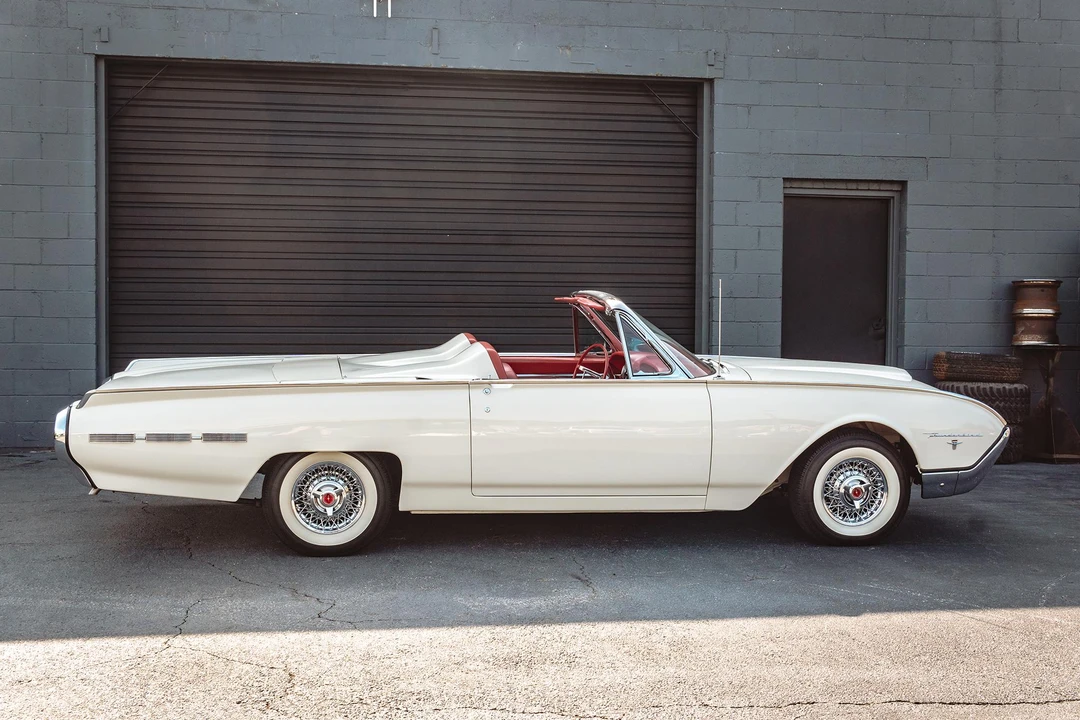 1962 Ford Thunderbird 3rd Gen - Image 7 of 31