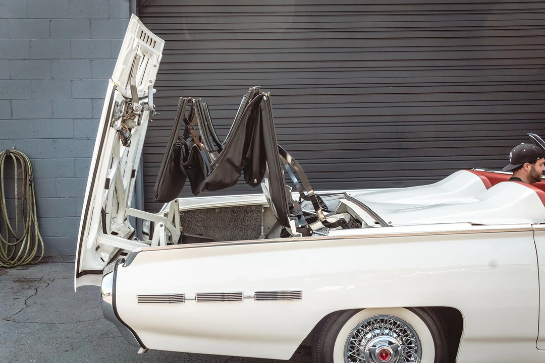 1962 Ford Thunderbird 3rd Gen - Image 15 of 31