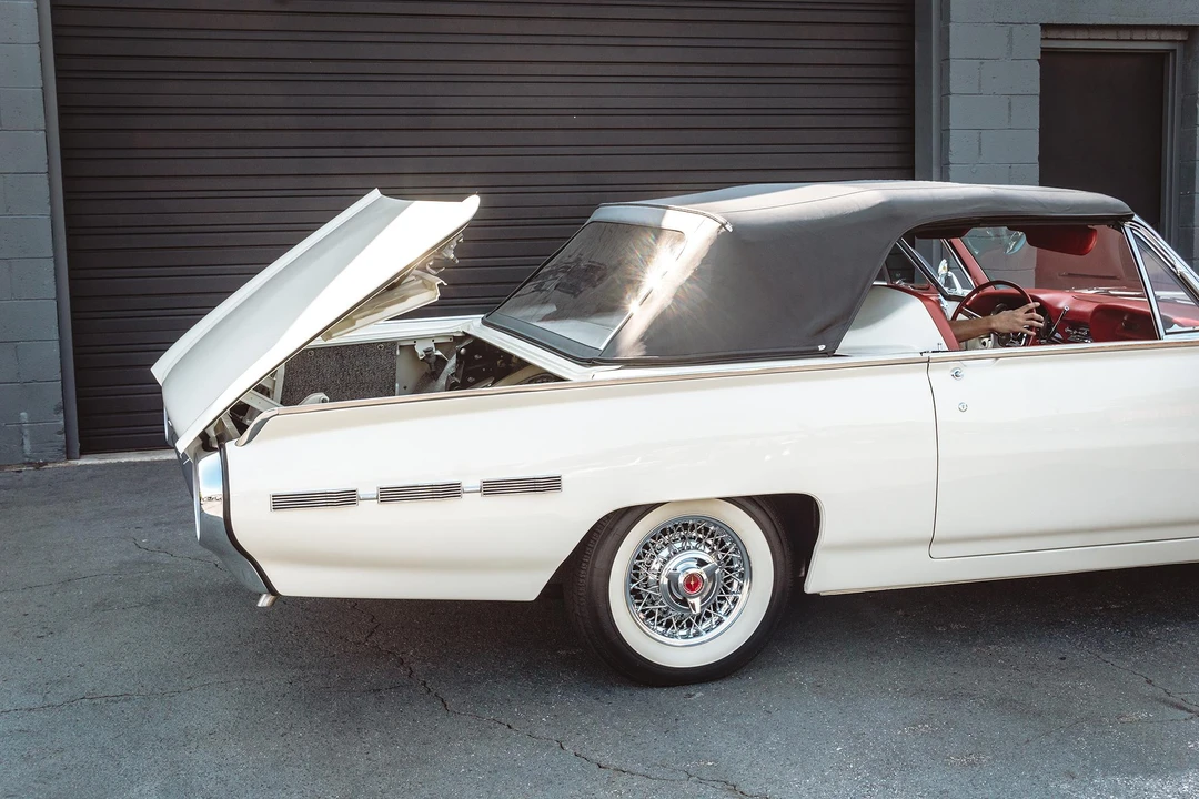 1962 Ford Thunderbird 3rd Gen - Image 10 of 31