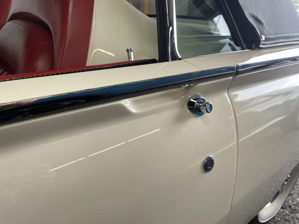 1962 Ford Thunderbird 3rd Gen - Image 28 of 31