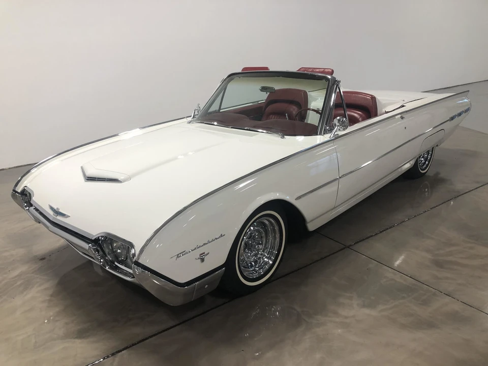 1962 Ford Thunderbird 3rd Gen - Image 2 of 31
