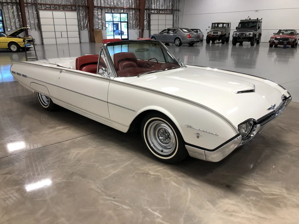1962 Ford Thunderbird 3rd Gen - Image 7 of 31