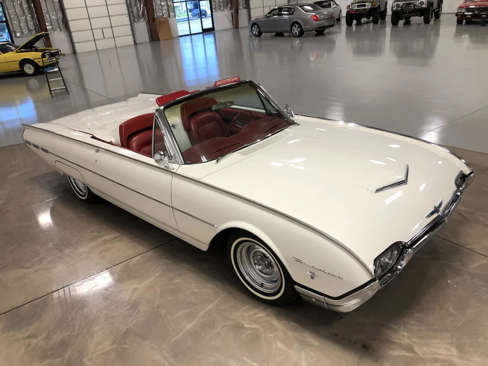1962 Ford Thunderbird 3rd Gen - Image 6 of 31