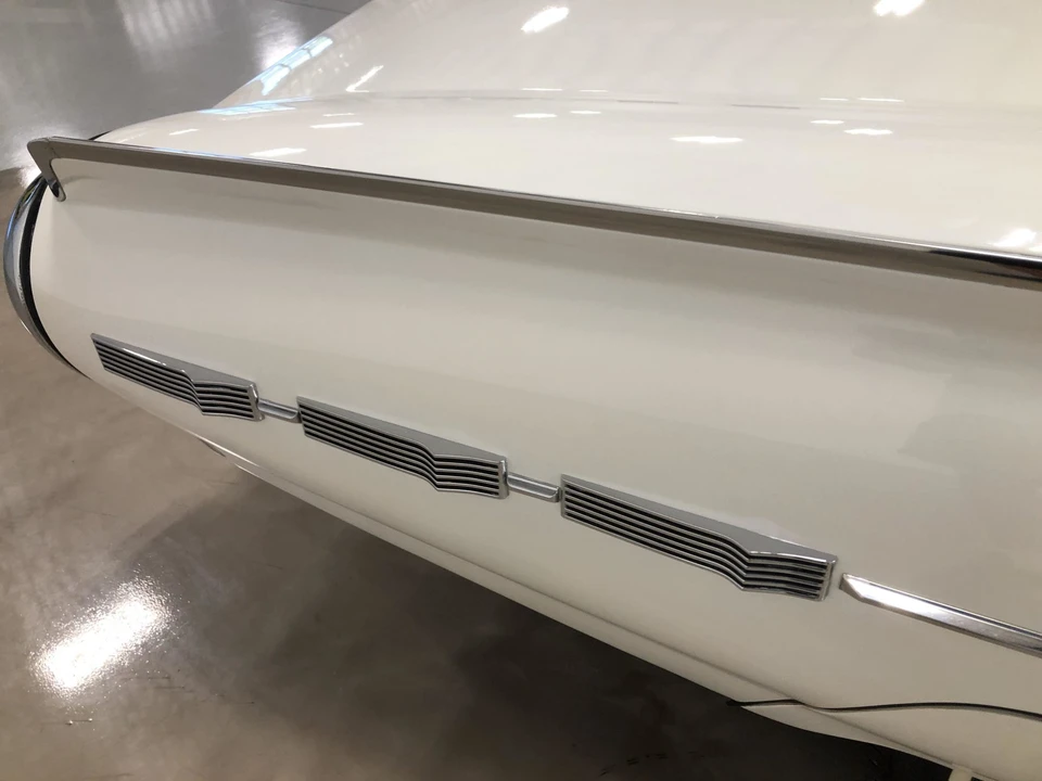 1962 Ford Thunderbird 3rd Gen - Image 30 of 31