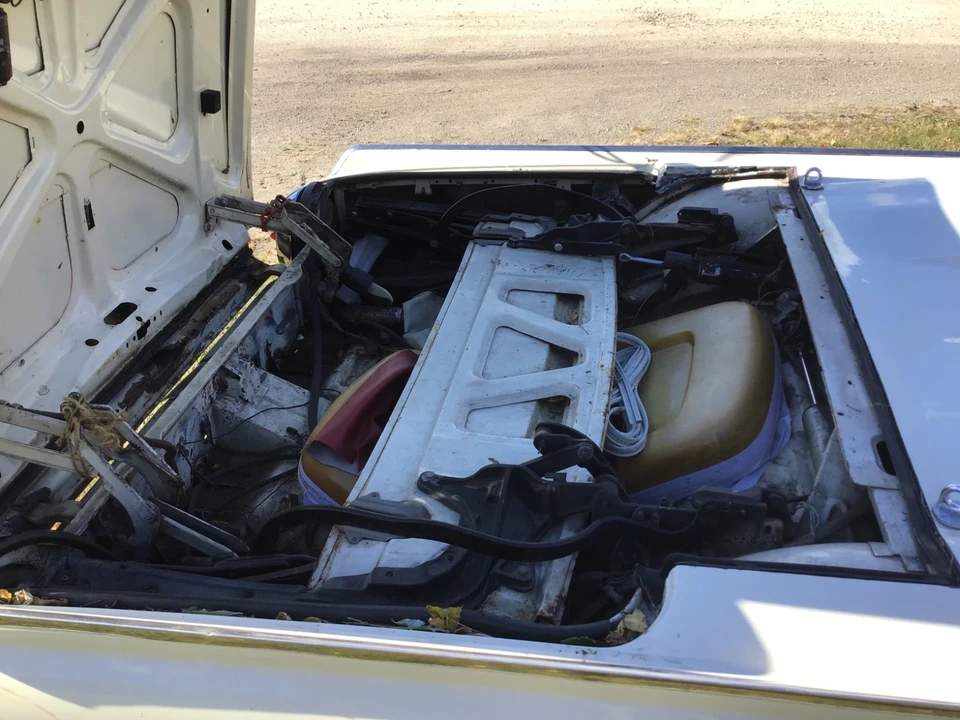 1962 Ford Thunderbird 3rd Gen - Image 9 of 21