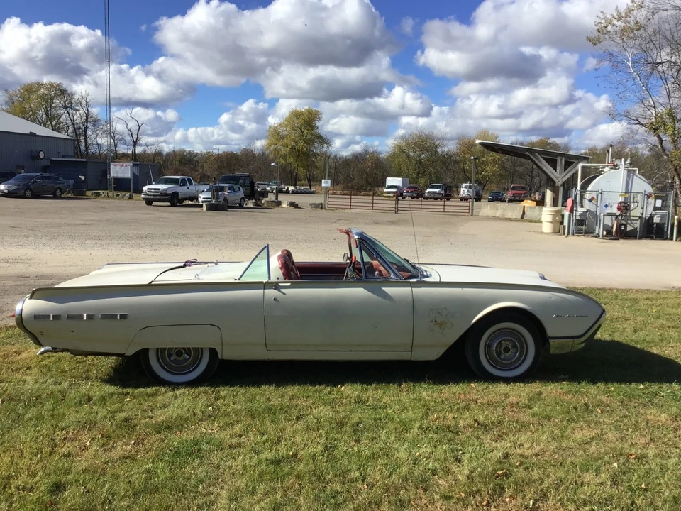 1962 Ford Thunderbird 3rd Gen - Image 8 of 21
