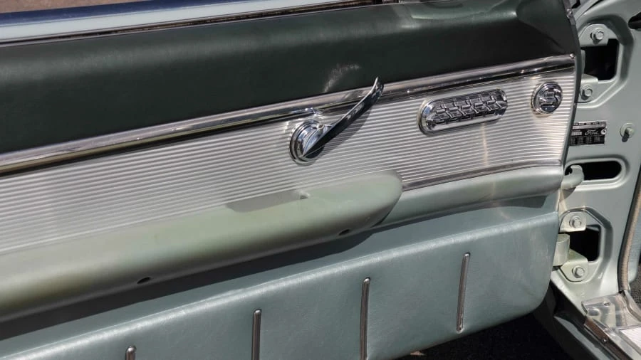1962 Ford Thunderbird 3rd Gen - Image 29 of 31
