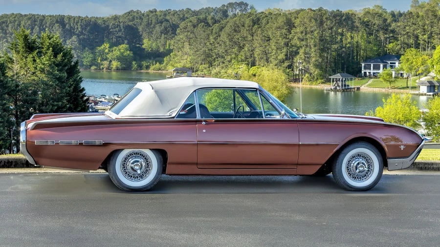 1962 Ford Thunderbird 3rd Gen - Image 2 of 21