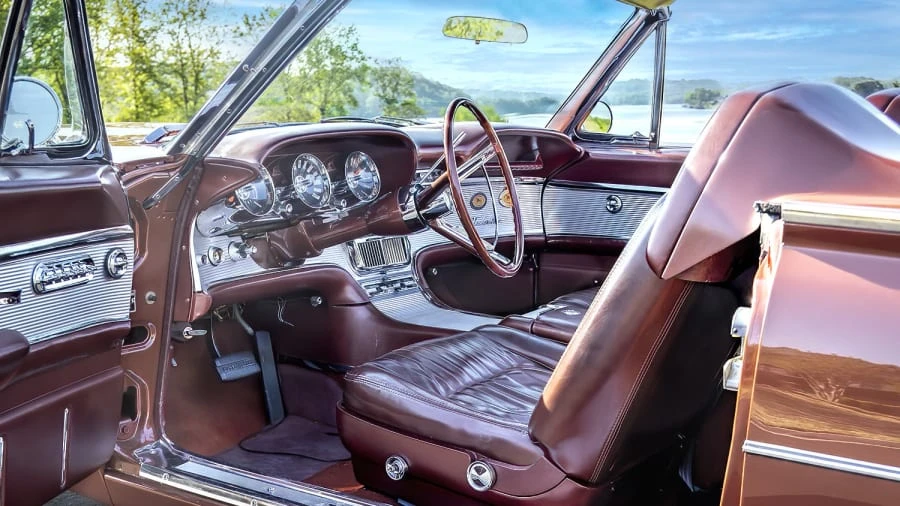 1962 Ford Thunderbird 3rd Gen - Image 5 of 21