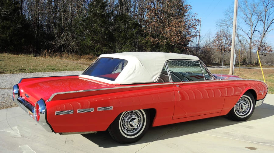 1962 Ford Thunderbird 3rd Gen - Image 2 of 12