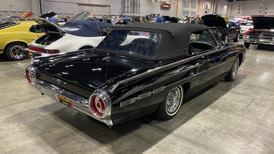1962 Ford Thunderbird 3rd Gen - Image 13 of 14