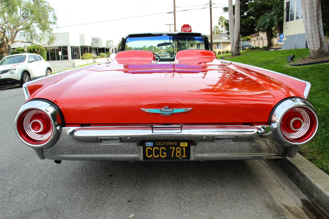 1962 Ford Thunderbird 3rd Gen - Image 9 of 31