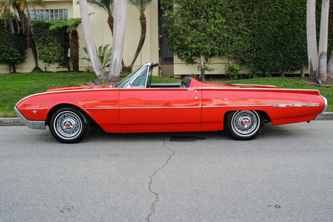 1962 Ford Thunderbird 3rd Gen - Image 13 of 31