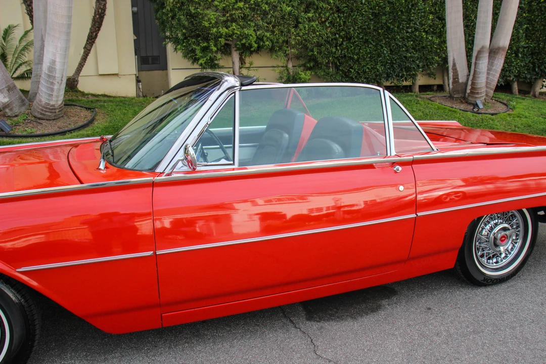 1962 Ford Thunderbird 3rd Gen - Image 25 of 31